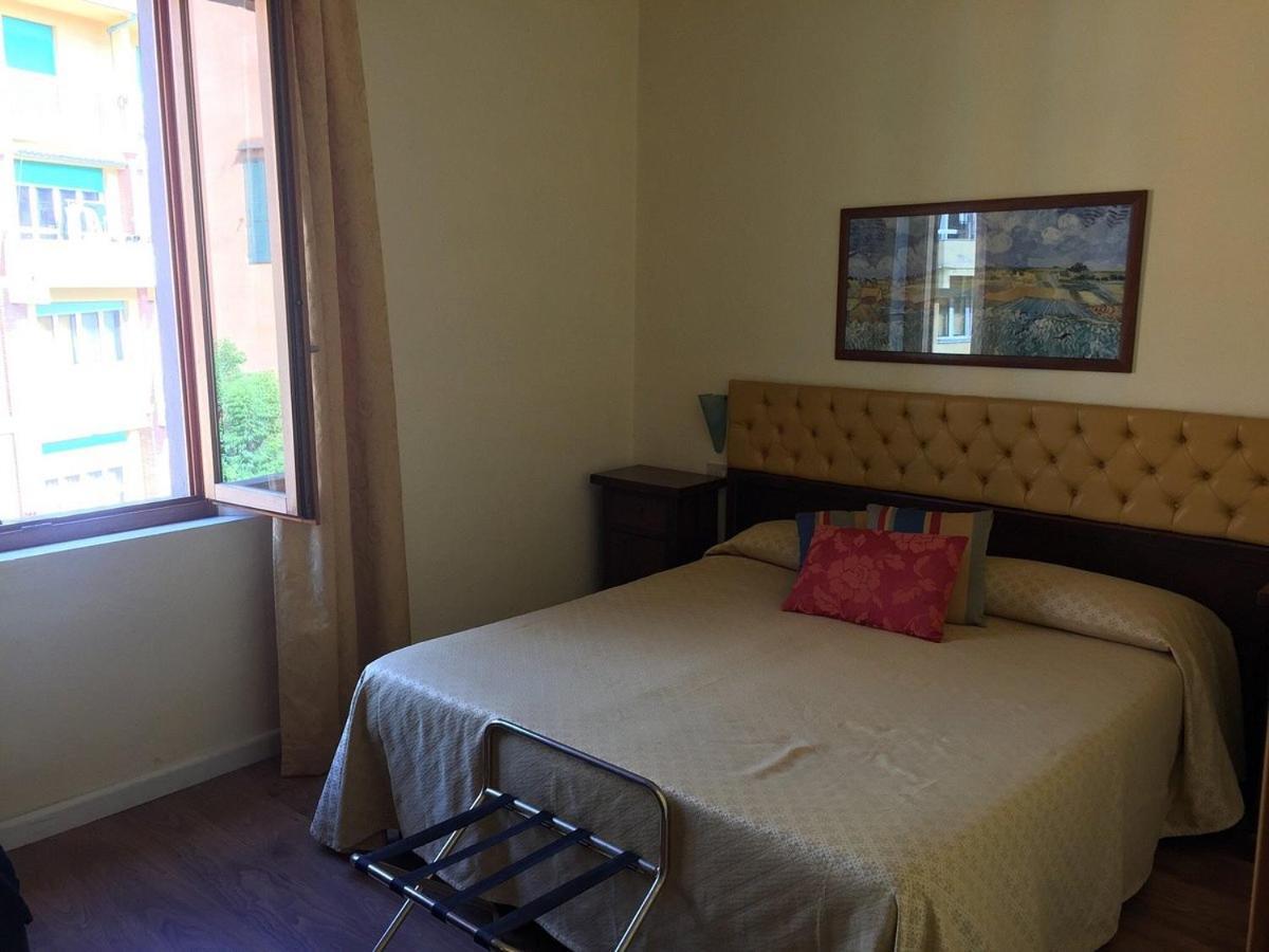 Hotel Minerva Pisa Bagian luar foto