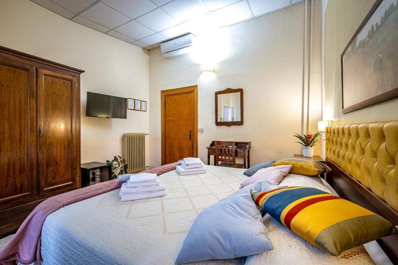 Hotel Minerva Pisa Bagian luar foto