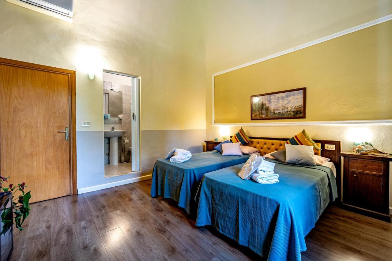 Hotel Minerva Pisa Bagian luar foto