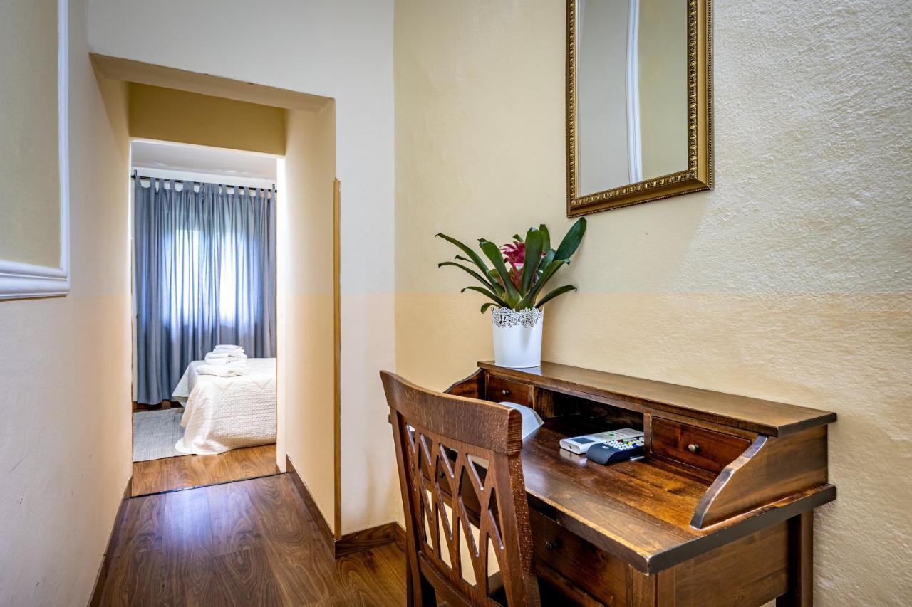 Hotel Minerva Pisa Bagian luar foto